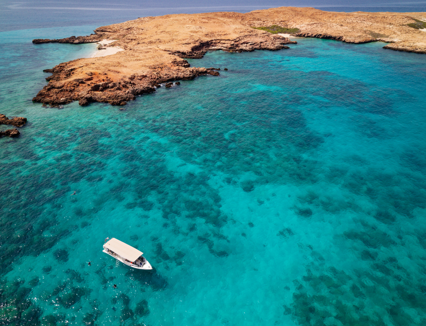 Ad Dimaniyat Islands